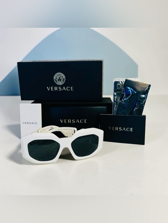 Versace Accessories - Versace Maxi Medusa Biggie Sunglasses
